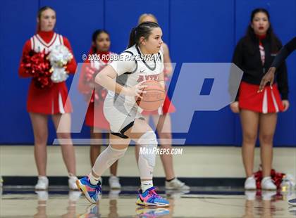 Thumbnail 2 in Kerens vs. Axtell (UIL 2A D1 Bi-District Playoff) photogallery.