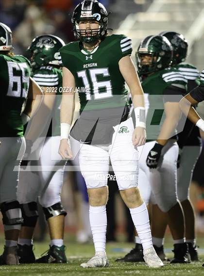 Thumbnail 2 in New Braunfels @ Reagan (UIL 6A Regional Playoffs) photogallery.