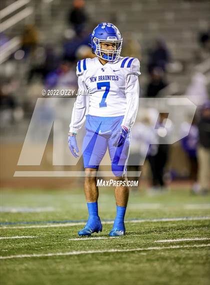 Thumbnail 1 in New Braunfels @ Reagan (UIL 6A Regional Playoffs) photogallery.