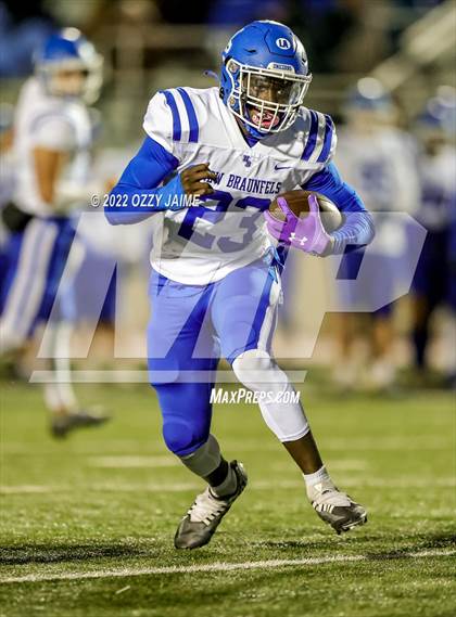 Thumbnail 3 in New Braunfels @ Reagan (UIL 6A Regional Playoffs) photogallery.