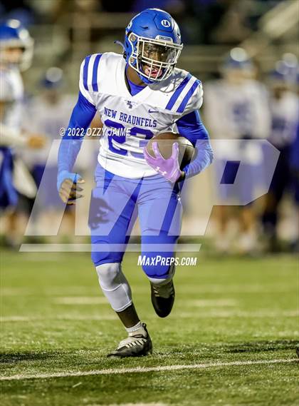 Thumbnail 1 in New Braunfels @ Reagan (UIL 6A Regional Playoffs) photogallery.