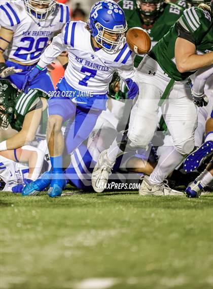 Thumbnail 2 in New Braunfels @ Reagan (UIL 6A Regional Playoffs) photogallery.