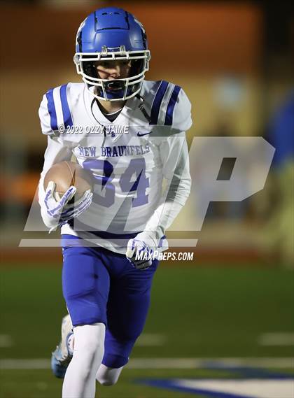 Thumbnail 3 in New Braunfels @ Reagan (UIL 6A Regional Playoffs) photogallery.
