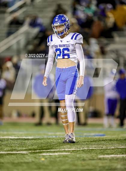 Thumbnail 3 in New Braunfels @ Reagan (UIL 6A Regional Playoffs) photogallery.
