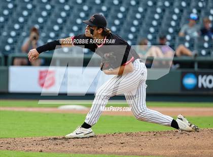 Thumbnail 3 in Shiner vs. New Home (UIL 2A Baseball State Semifinal) photogallery.