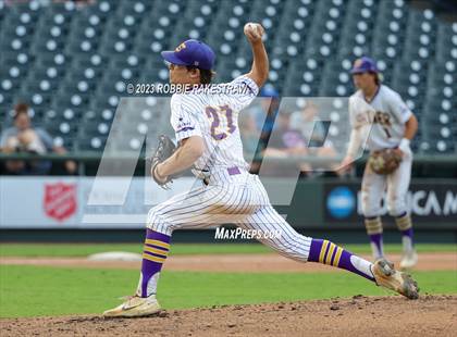 Thumbnail 3 in Shiner vs. New Home (UIL 2A Baseball State Semifinal) photogallery.