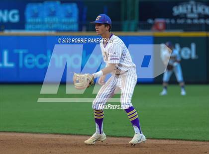 Thumbnail 2 in Shiner vs. New Home (UIL 2A Baseball State Semifinal) photogallery.