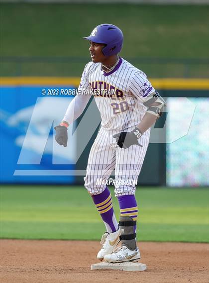 Thumbnail 3 in Shiner vs. New Home (UIL 2A Baseball State Semifinal) photogallery.