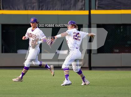 Thumbnail 2 in Shiner vs. New Home (UIL 2A Baseball State Semifinal) photogallery.