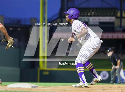 Thumbnail 1 in Shiner vs. New Home (UIL 2A Baseball State Semifinal) photogallery.