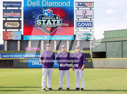 Thumbnail 1 in Shiner vs. New Home (UIL 2A Baseball State Semifinal) photogallery.