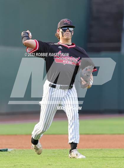 Thumbnail 2 in Shiner vs. New Home (UIL 2A Baseball State Semifinal) photogallery.