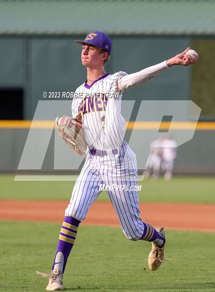 Thumbnail 1 in Shiner vs. New Home (UIL 2A Baseball State Semifinal) photogallery.
