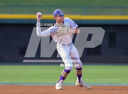 Thumbnail 1 in Shiner vs. New Home (UIL 2A Baseball State Semifinal) photogallery.