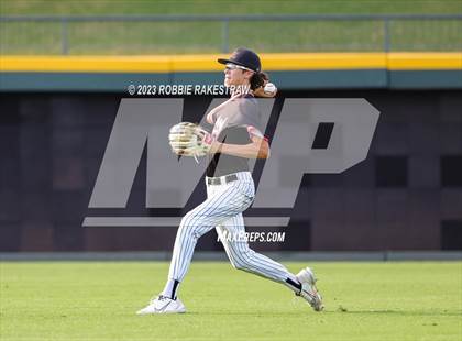 Thumbnail 3 in Shiner vs. New Home (UIL 2A Baseball State Semifinal) photogallery.