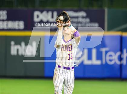 Thumbnail 1 in Shiner vs. New Home (UIL 2A Baseball State Semifinal) photogallery.