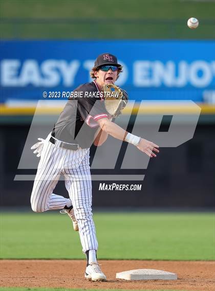 Thumbnail 1 in Shiner vs. New Home (UIL 2A Baseball State Semifinal) photogallery.