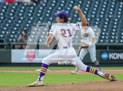 Thumbnail 3 in Shiner vs. New Home (UIL 2A Baseball State Semifinal) photogallery.