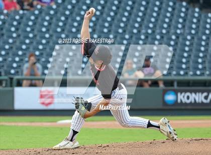 Thumbnail 1 in Shiner vs. New Home (UIL 2A Baseball State Semifinal) photogallery.