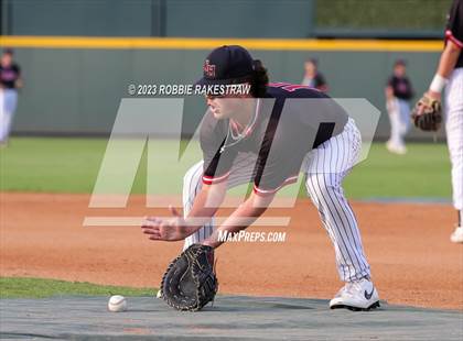 Thumbnail 3 in Shiner vs. New Home (UIL 2A Baseball State Semifinal) photogallery.
