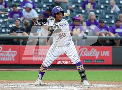 Thumbnail 3 in Shiner vs. New Home (UIL 2A Baseball State Semifinal) photogallery.