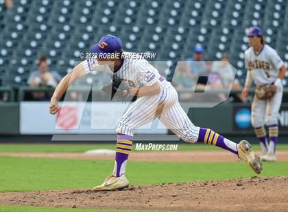 Thumbnail 1 in Shiner vs. New Home (UIL 2A Baseball State Semifinal) photogallery.