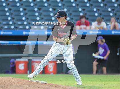 Thumbnail 2 in Shiner vs. New Home (UIL 2A Baseball State Semifinal) photogallery.