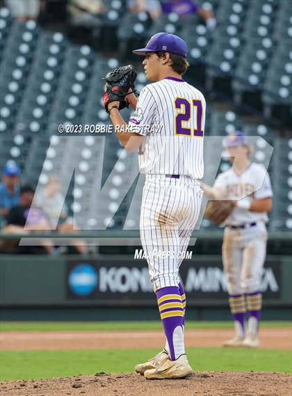 Thumbnail 2 in Shiner vs. New Home (UIL 2A Baseball State Semifinal) photogallery.