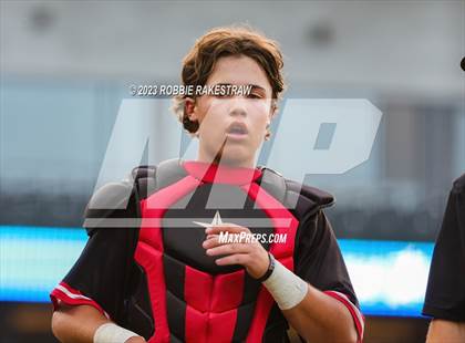 Thumbnail 3 in Shiner vs. New Home (UIL 2A Baseball State Semifinal) photogallery.