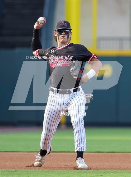 Thumbnail 3 in Shiner vs. New Home (UIL 2A Baseball State Semifinal) photogallery.