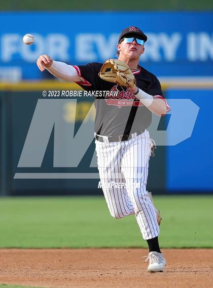 Thumbnail 3 in Shiner vs. New Home (UIL 2A Baseball State Semifinal) photogallery.