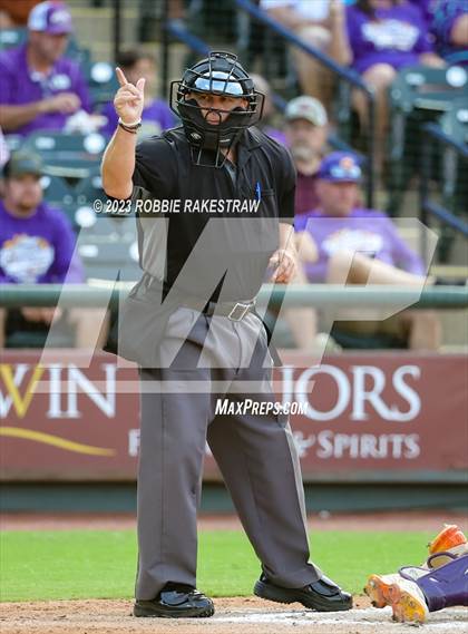 Thumbnail 3 in Shiner vs. New Home (UIL 2A Baseball State Semifinal) photogallery.