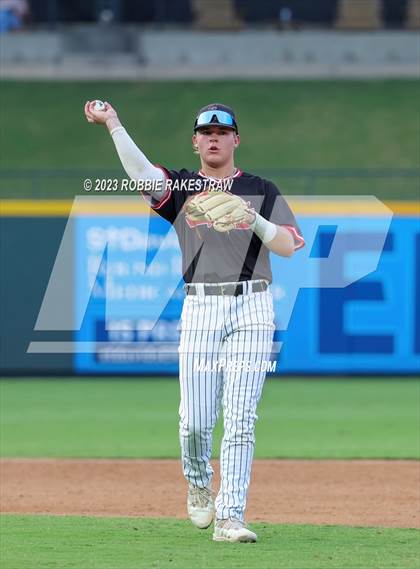 Thumbnail 1 in Shiner vs. New Home (UIL 2A Baseball State Semifinal) photogallery.