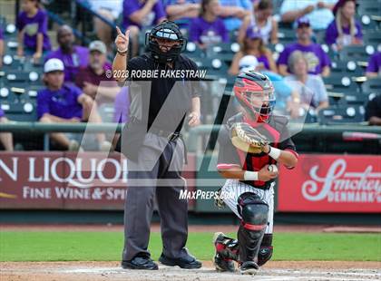 Thumbnail 1 in Shiner vs. New Home (UIL 2A Baseball State Semifinal) photogallery.