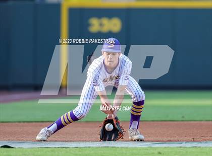 Thumbnail 3 in Shiner vs. New Home (UIL 2A Baseball State Semifinal) photogallery.