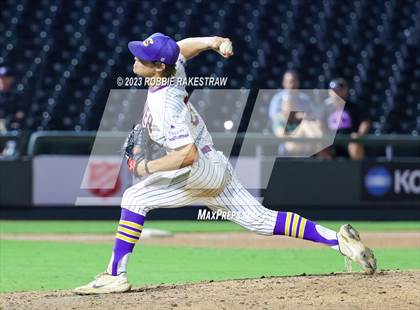 Thumbnail 1 in Shiner vs. New Home (UIL 2A Baseball State Semifinal) photogallery.