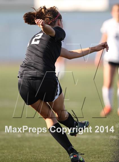 Thumbnail 2 in Citrus Valley vs. Pacifica (CIF SS D6 Final) photogallery.