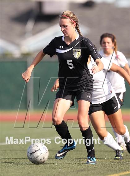 Thumbnail 2 in Citrus Valley vs. Pacifica (CIF SS D6 Final) photogallery.