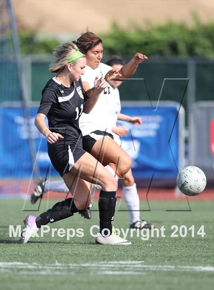 Thumbnail 3 in Citrus Valley vs. Pacifica (CIF SS D6 Final) photogallery.