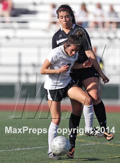 Thumbnail 2 in Citrus Valley vs. Pacifica (CIF SS D6 Final) photogallery.