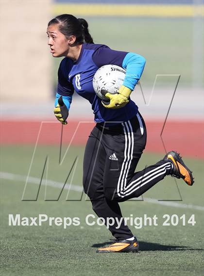 Thumbnail 2 in Citrus Valley vs. Pacifica (CIF SS D6 Final) photogallery.