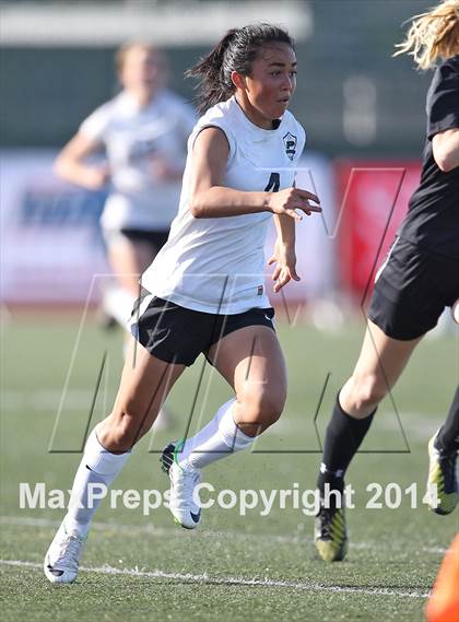 Thumbnail 2 in Citrus Valley vs. Pacifica (CIF SS D6 Final) photogallery.