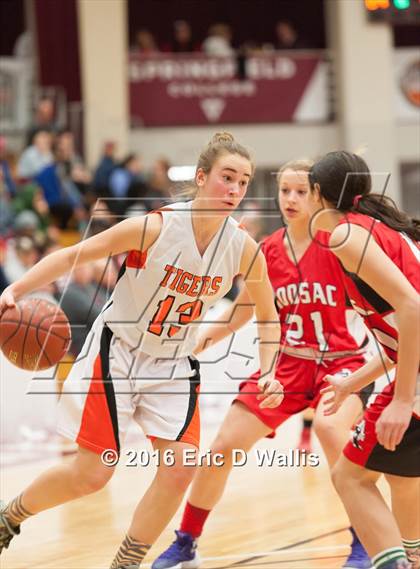 Thumbnail 2 in Hoosac Valley vs. South Hadley (Spalding Hoophall Classic) photogallery.