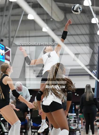 Thumbnail 1 in Klein Oak vs Shadow Creek (Legends Invitational) photogallery.