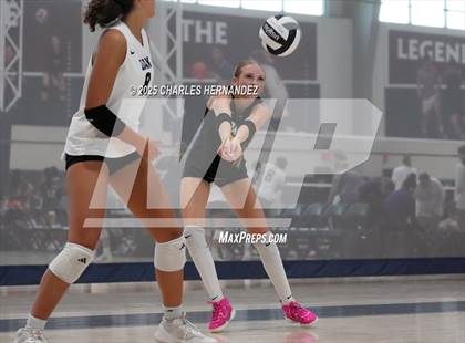 Thumbnail 1 in Klein Oak vs Shadow Creek (Legends Invitational) photogallery.