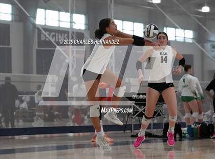 Thumbnail 1 in Klein Oak vs Shadow Creek (Legends Invitational) photogallery.
