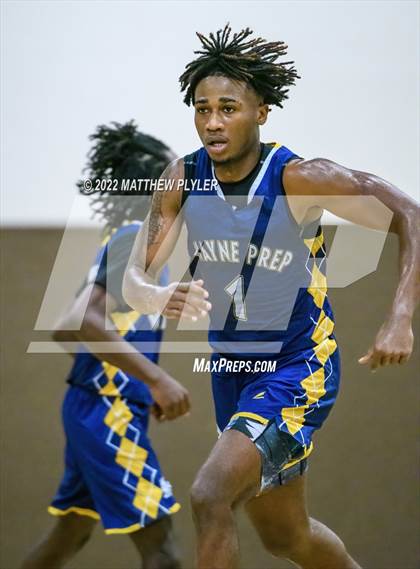 Thumbnail 1 in Henderson Collegiate vs. Wayne Preparatory Academy (Isaac Levy Veterans Day Tournament) photogallery.