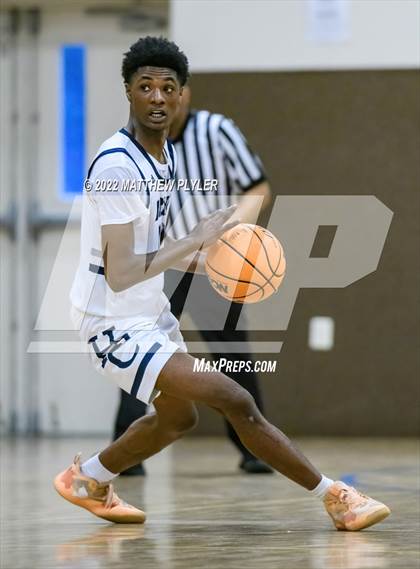 Thumbnail 3 in Henderson Collegiate vs. Wayne Preparatory Academy (Isaac Levy Veterans Day Tournament) photogallery.