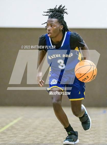 Thumbnail 2 in Henderson Collegiate vs. Wayne Preparatory Academy (Isaac Levy Veterans Day Tournament) photogallery.