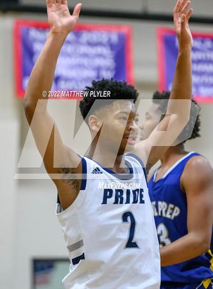 Thumbnail 2 in Henderson Collegiate vs. Wayne Preparatory Academy (Isaac Levy Veterans Day Tournament) photogallery.